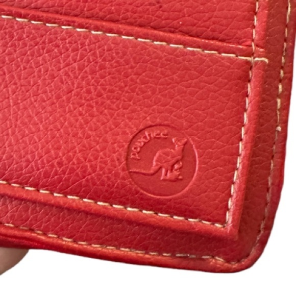Pouchee Red Purse with Rings - Picture 3 of 4